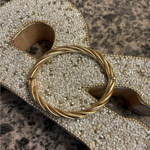 14kt gold Bangle